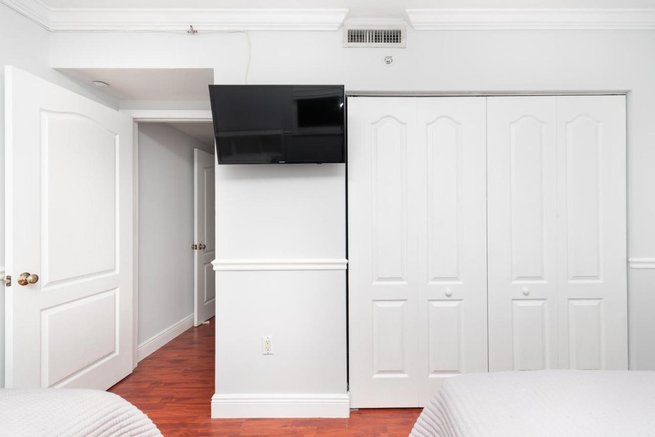 Beautiful 2/2.5 Condo W/Free Parking Fast Wifi Miami Exterior photo